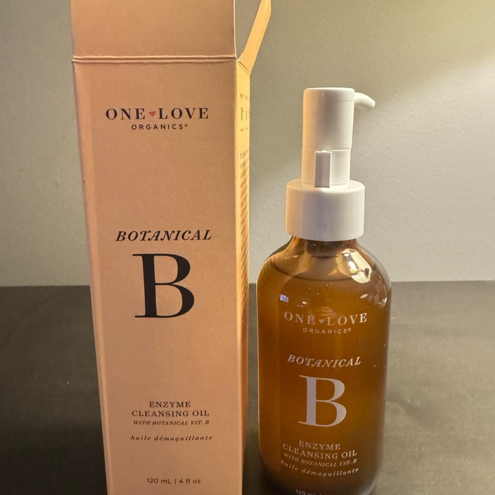 One Love Organics Vitamin B Enzyme Cleansing Oil Makeup Remover Full Size 4 oz